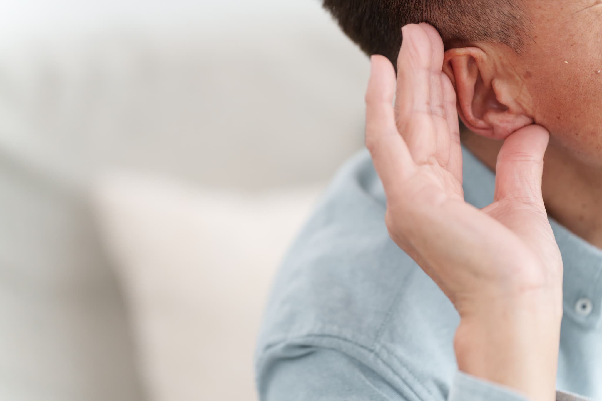 耳が遠くなった！聴力低下は改善するの？