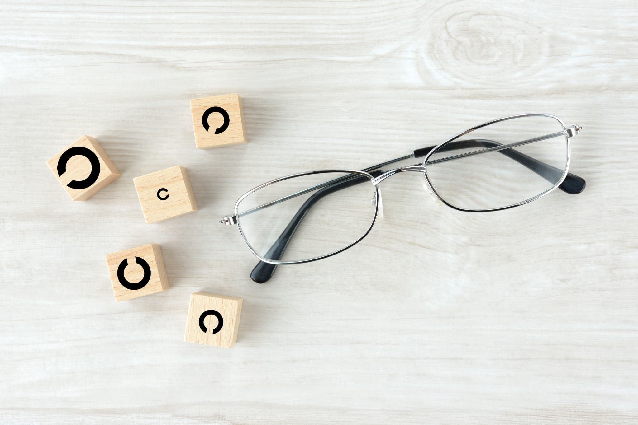 老眼と視力のイメージ