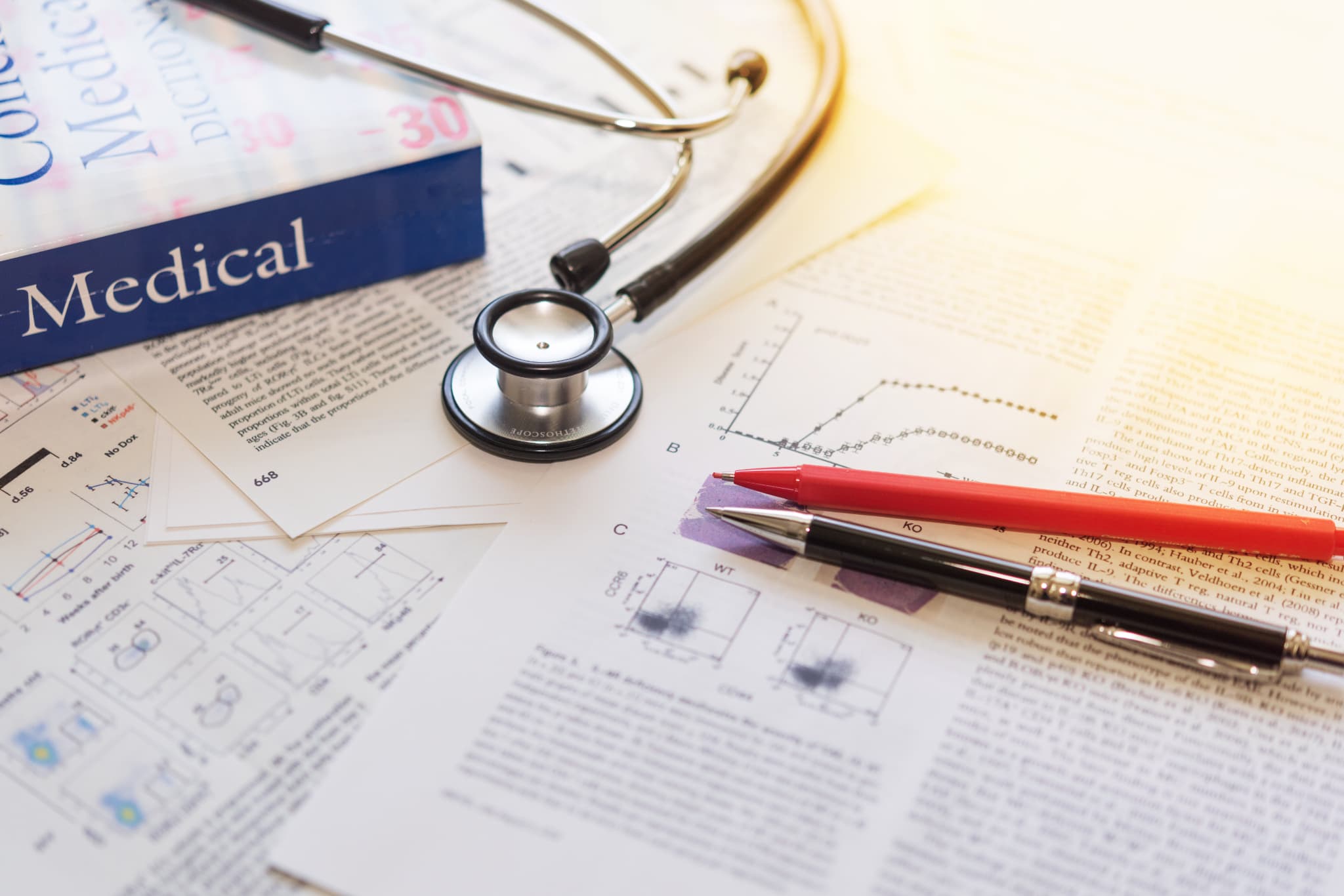 医学論文のイメージ